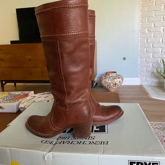 Frye boots - Picture 2 of 3